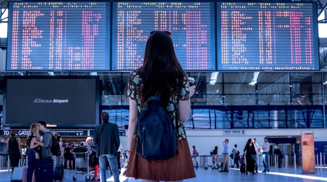 A detailed guide on what the best time is to arrive at the airport before your flight